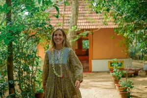 Esther Fernández en India